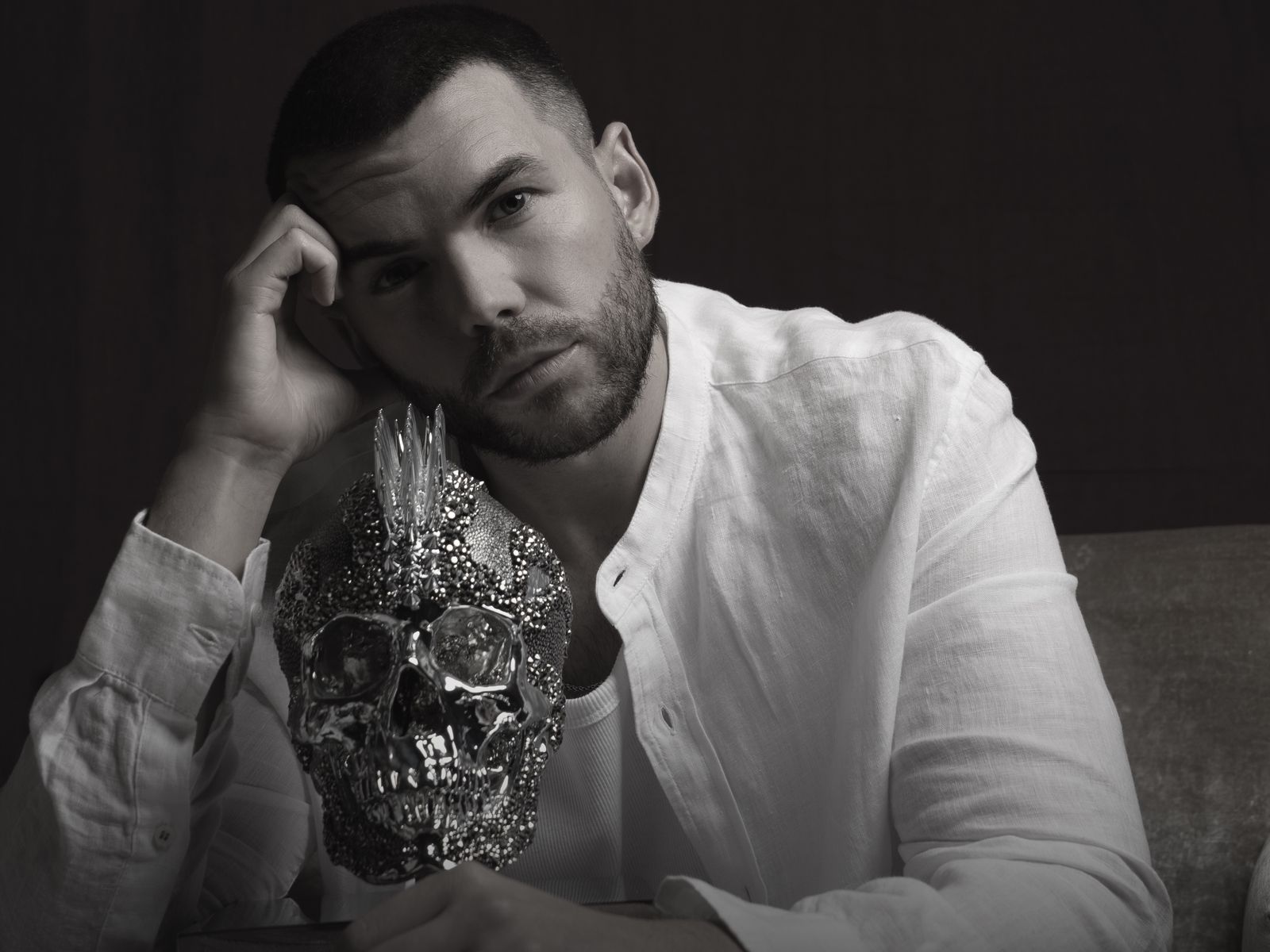 Luke Newton on the “Joy and Despair” of Embodying Lee Alexander McQueen Off-Broadway